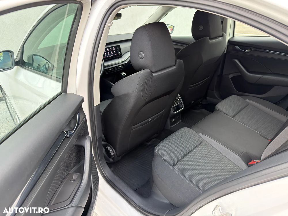 Skoda Octavia 2.0 TDI Ambition - 28