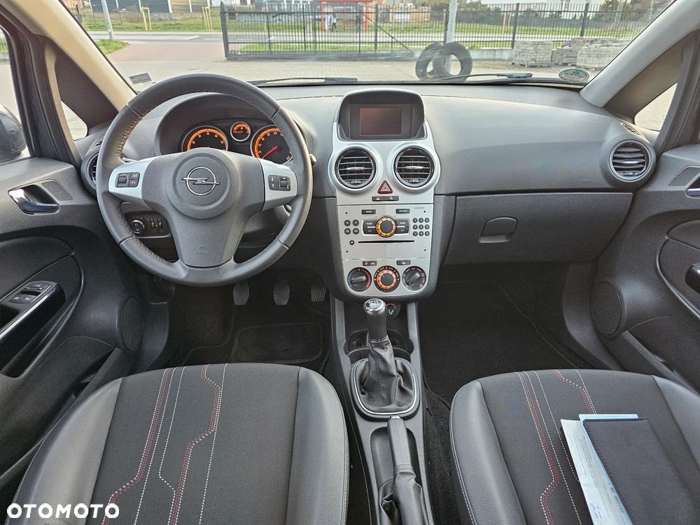 Opel Corsa - 16