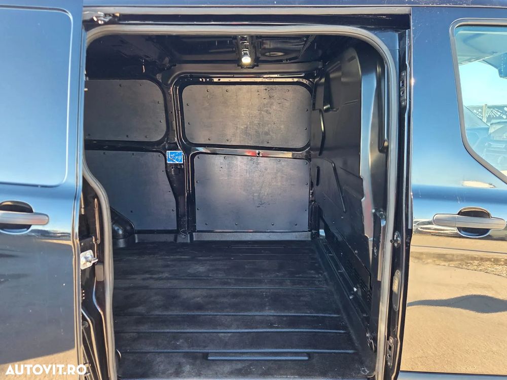 Ford New Transit Custom Black Edition L2H1 - 14