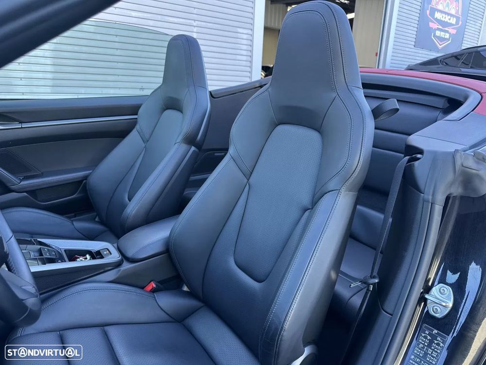 Porsche porsche-992 Carrera Cabriolet PDK - 36