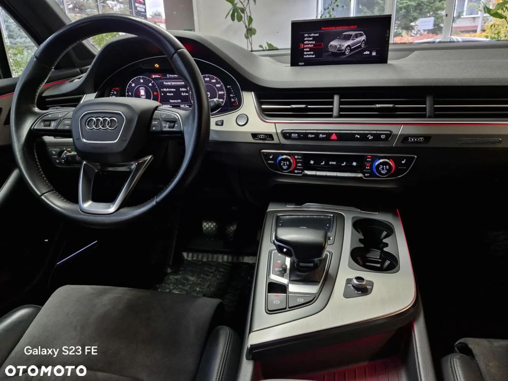 Audi Q7 - 15