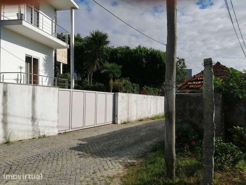 Vende-se Moradia - Casa - Grande imagem: 5/12