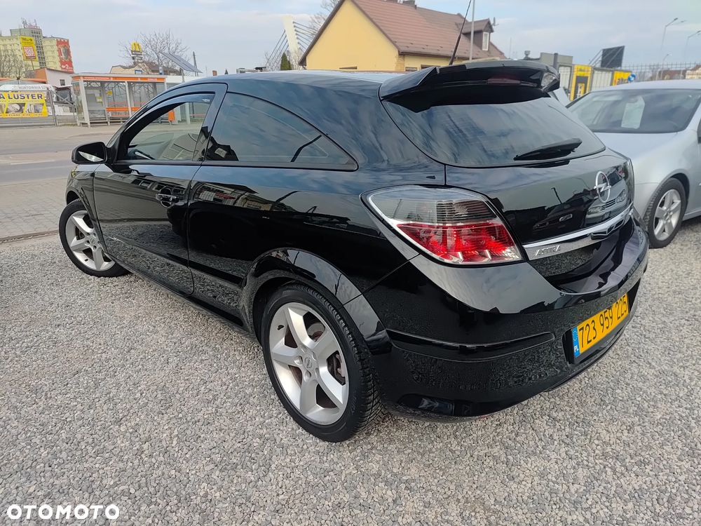 Opel Astra 2.0 Turbo Sport - 3