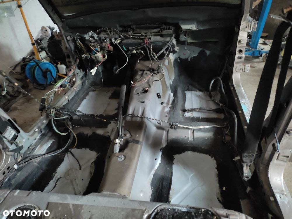 BMW Seria 3 - 14