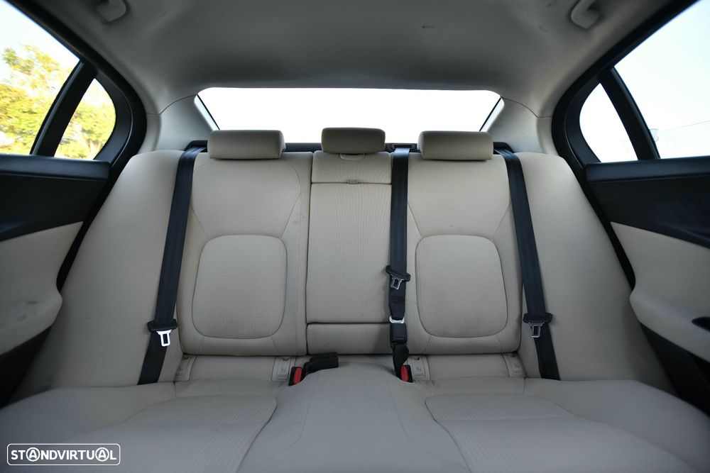 Jaguar XE 20d Aut. Portfolio - 14