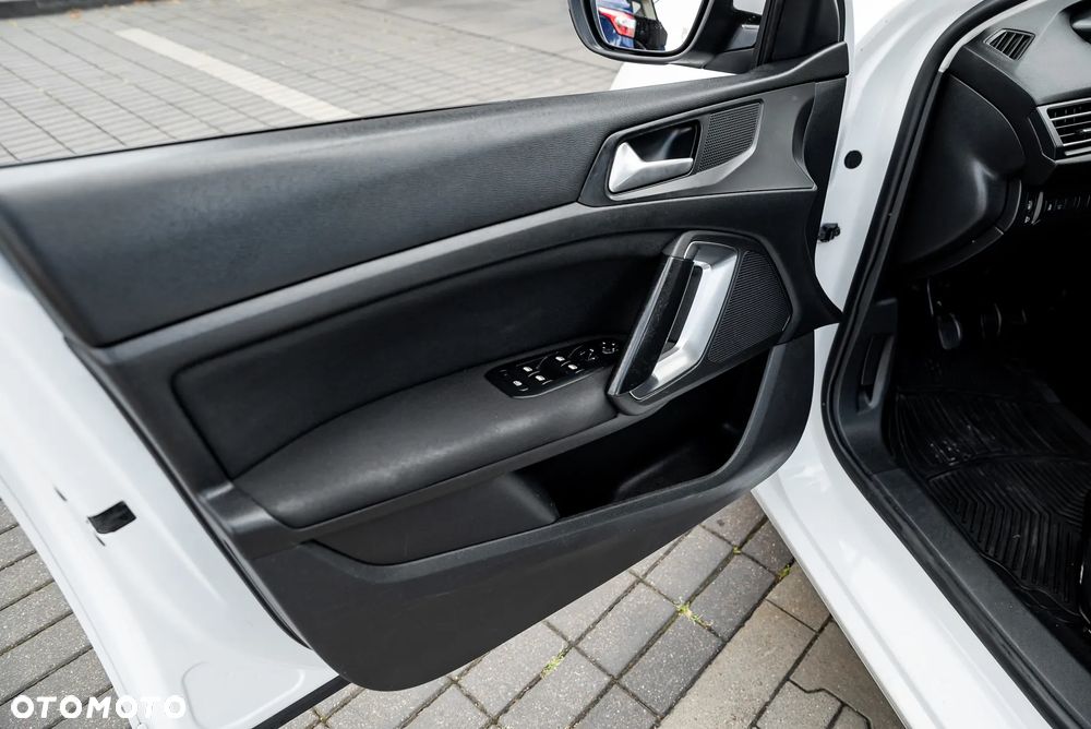 Peugeot 308 PureTech 130 Stop & Start Winter Edition - 35