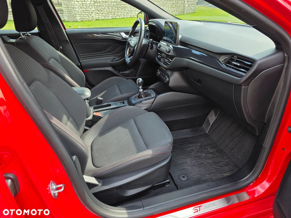 Ford Focus 1.5 EcoBlue SCR ST-Line - 9