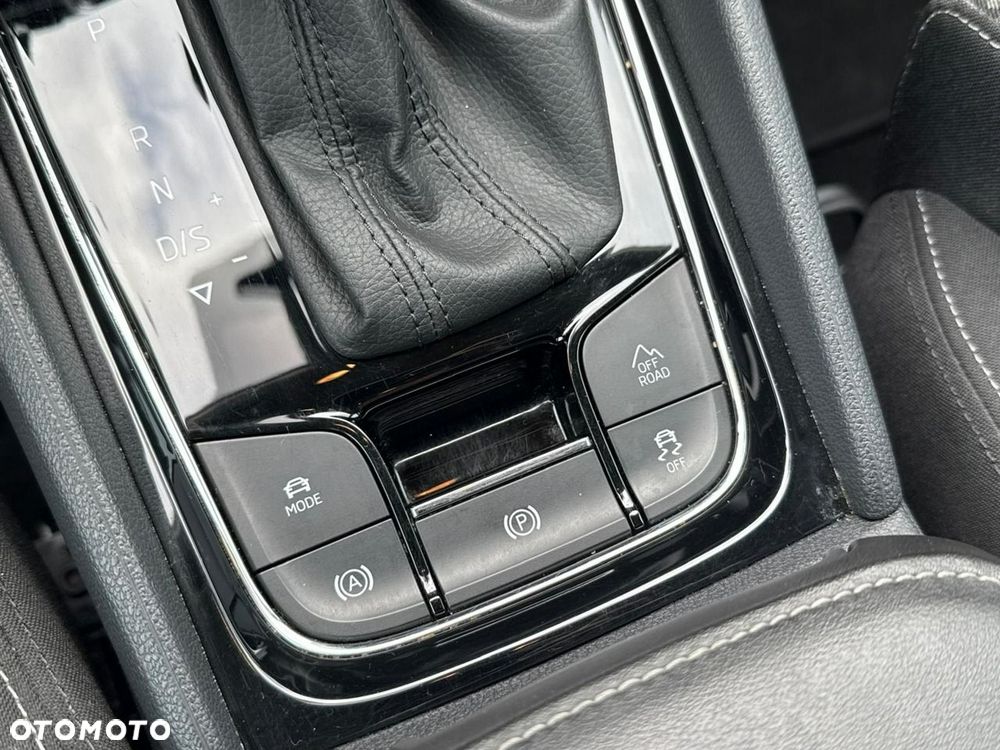 Skoda Karoq 2.0 TDI SCR 4x4 Edition 130 DSG - 32