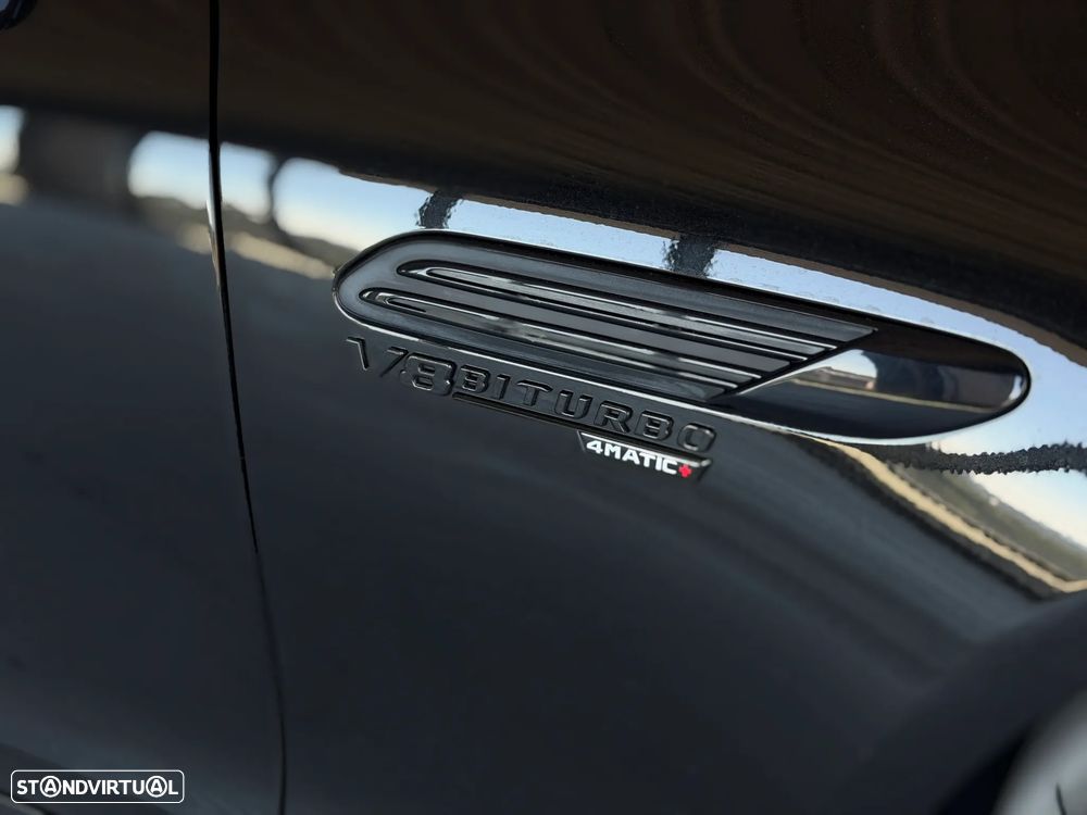 Mercedes-Benz SL 63 AMG 4Matic+ - 11