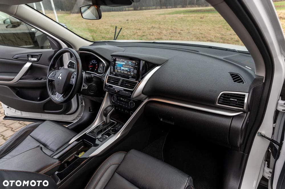 Mitsubishi Eclipse Cross 1.5 T GPF Intense Plus CVT - 24