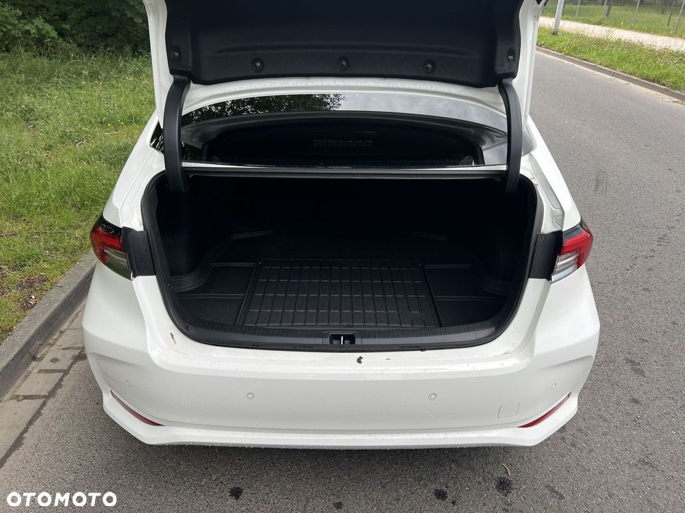 Toyota Corolla - 13