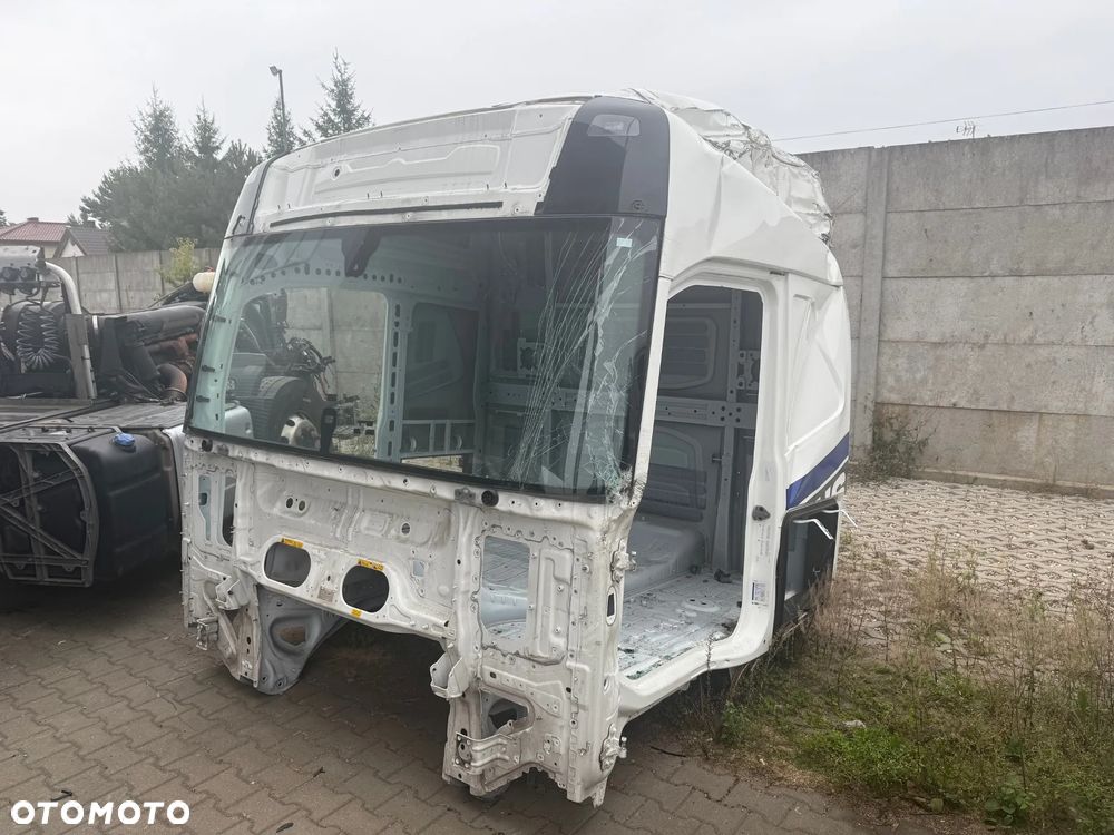 KABINA VOLVO FH 4 FH5 FH 5 Globetrotter - 2