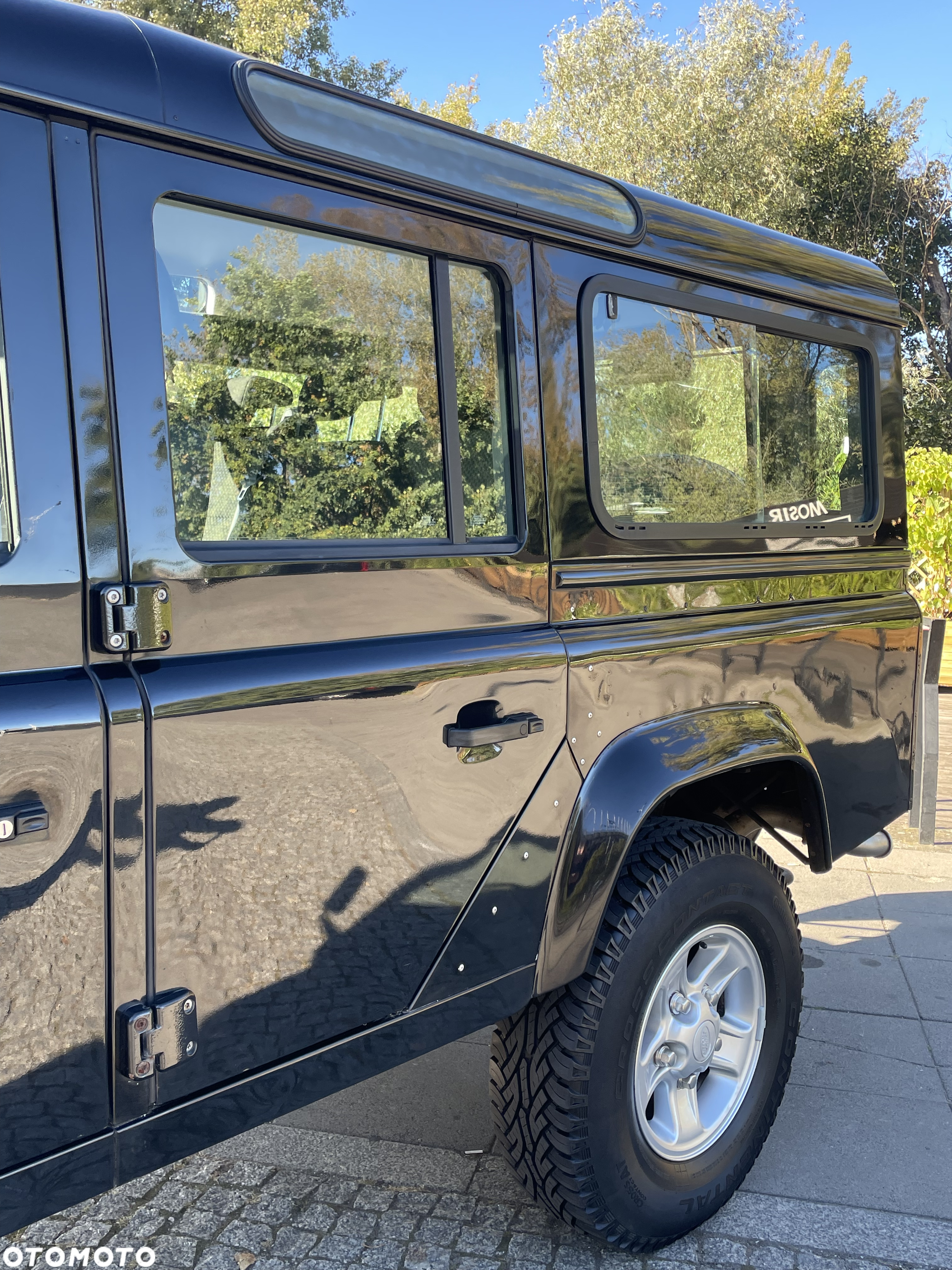 Land Rover Defender 110 2.2 TD4 SE - 13