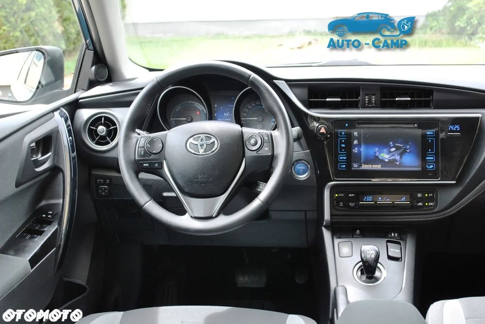Toyota Auris - 23