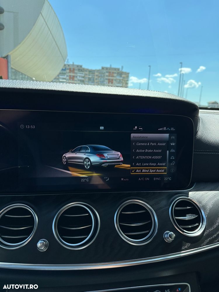 Mercedes-Benz E 200 4MATIC Aut. - 18