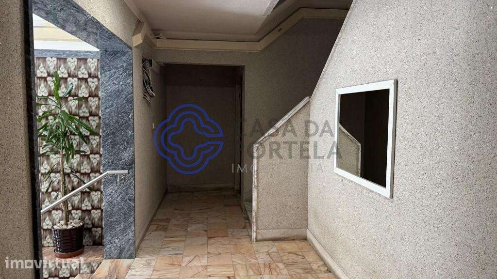 Venda Apartamento T2  Rua Dom Nuno Alvares Pereira, Agualva - Cacém - Grande imagem: 2/21