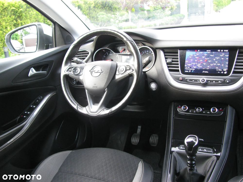 Opel Grandland X 1.2 Start/Stop Edition - 26