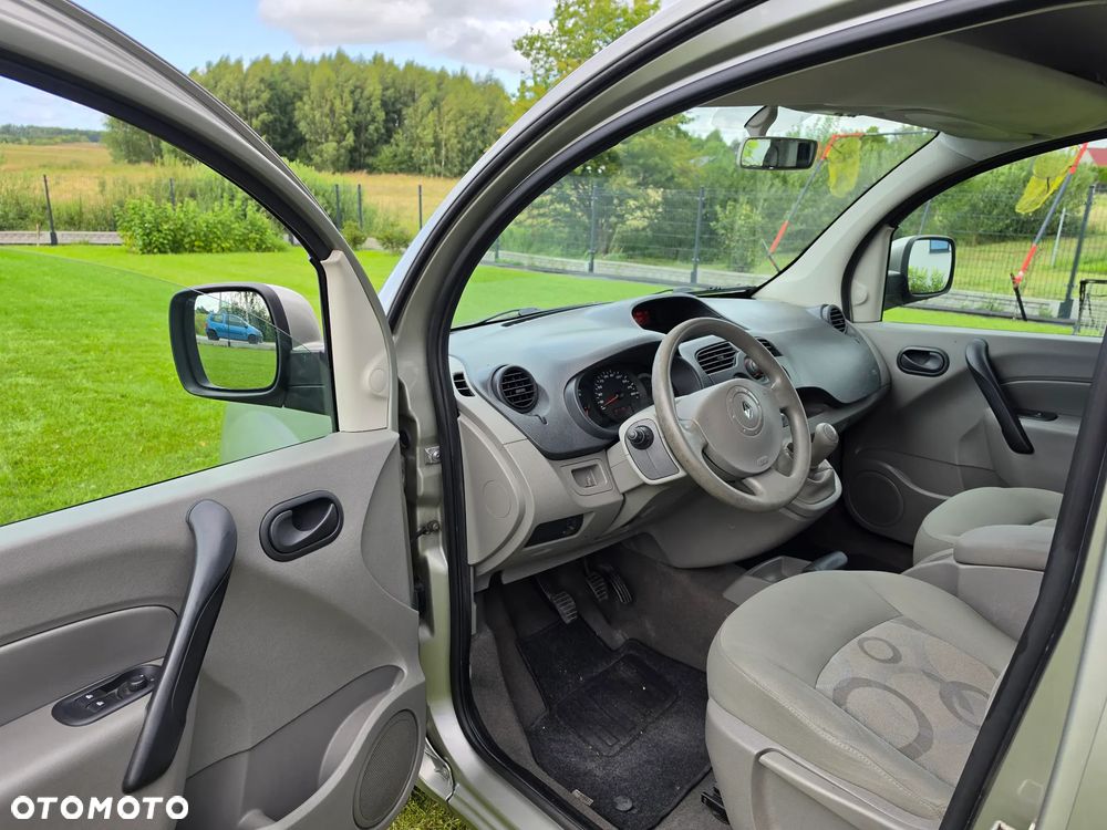 Renault Kangoo 1.6 8V 90 Happy Family - 23