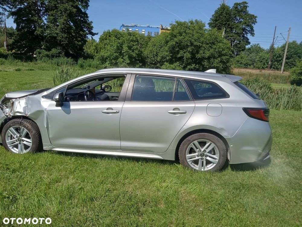 Toyota Corolla - 4