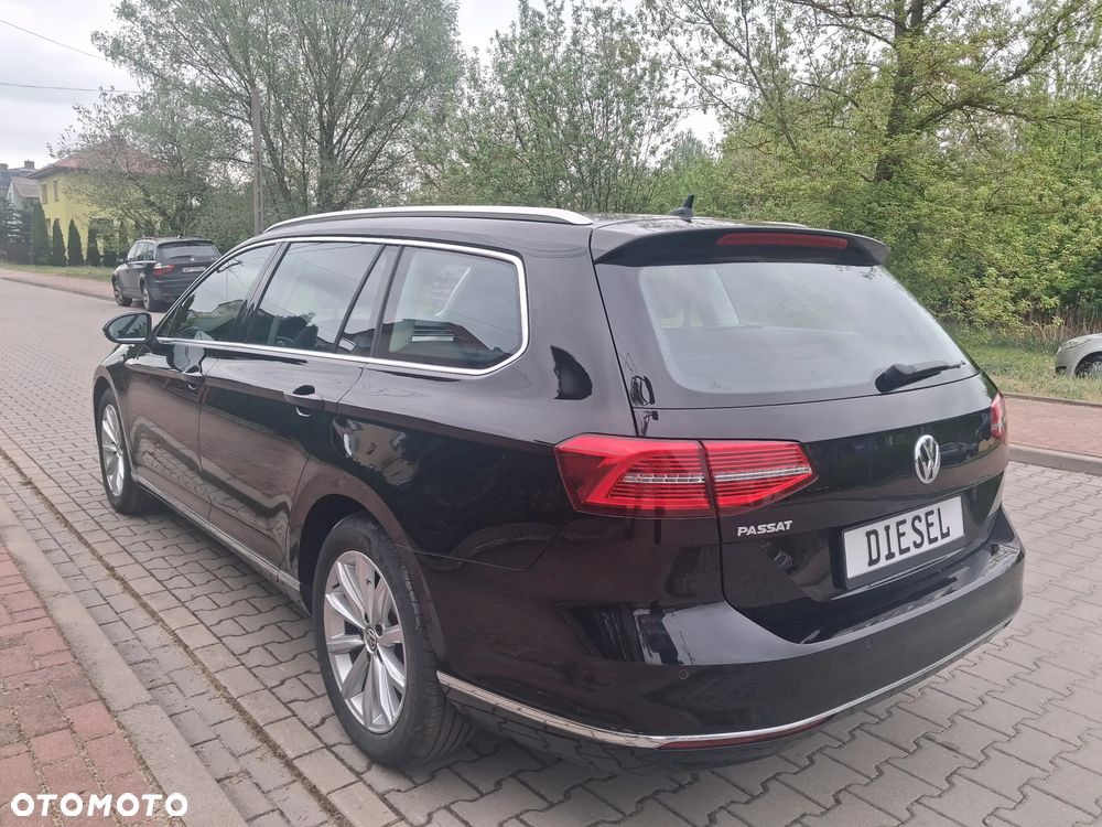 Volkswagen Passat - 2
