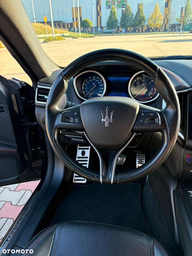 Maserati Ghibli Diesel Granlusso - 38