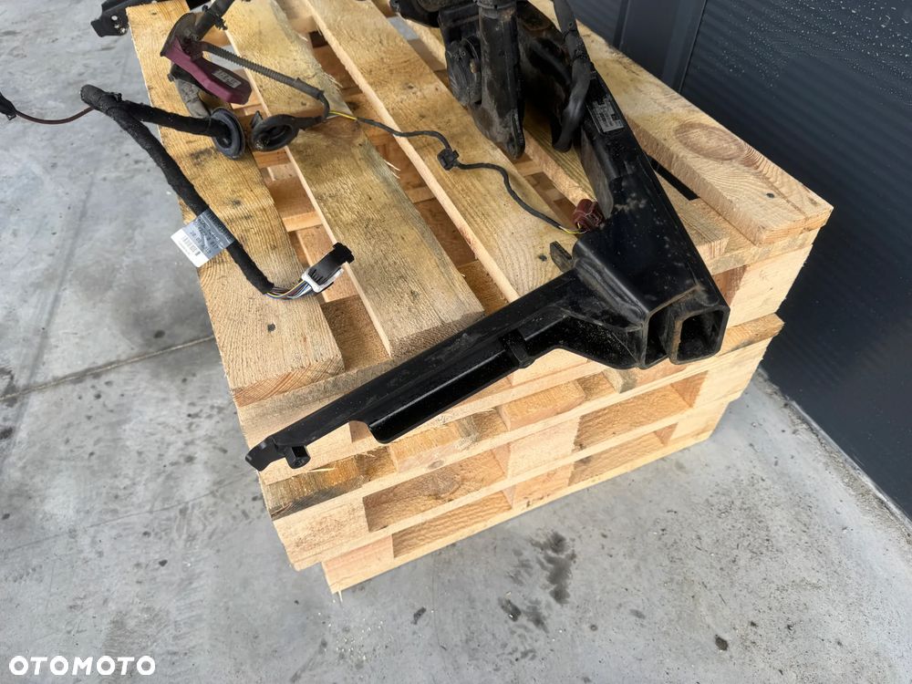 HAK HOLOWNICZY ELEKTRYCZNY AUDI A4 B9 8W0800491M - 4