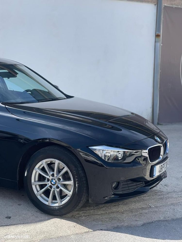 BMW 320 d Line Sport - 3