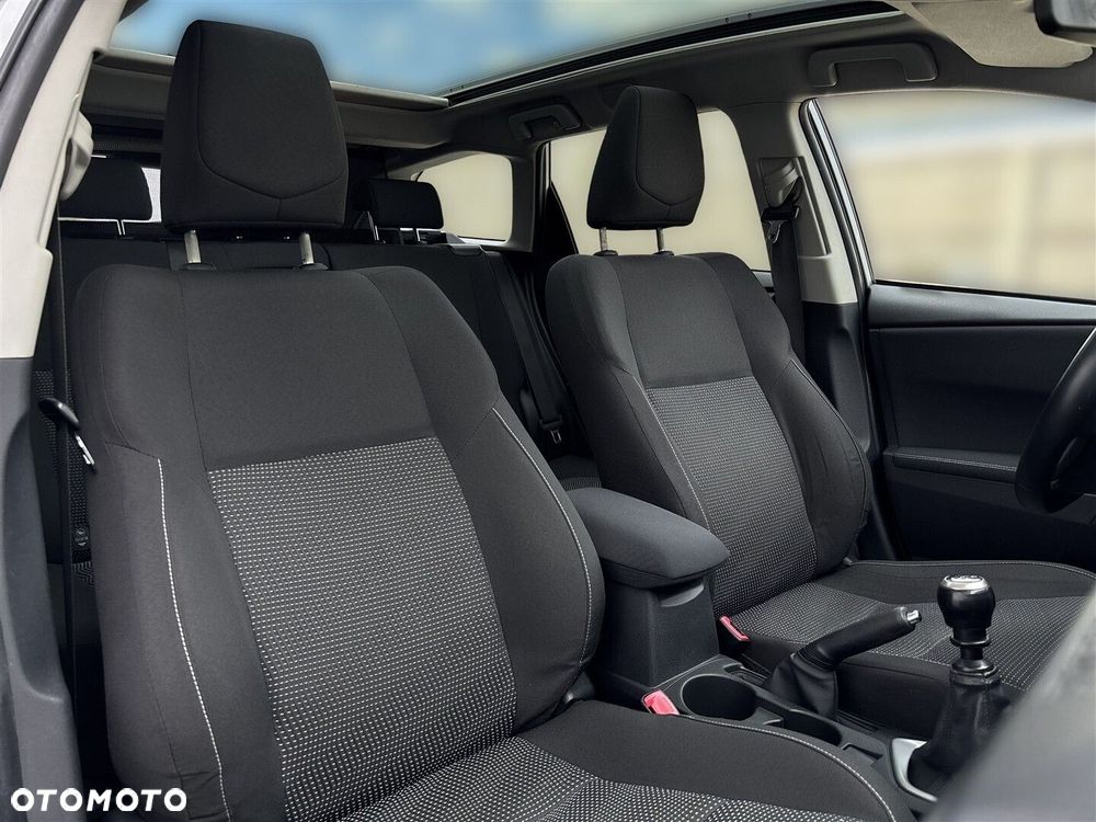 Toyota Auris 1.6 Premium - 30