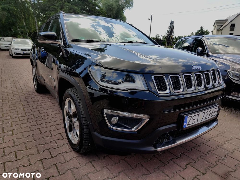 Jeep Compass - 1