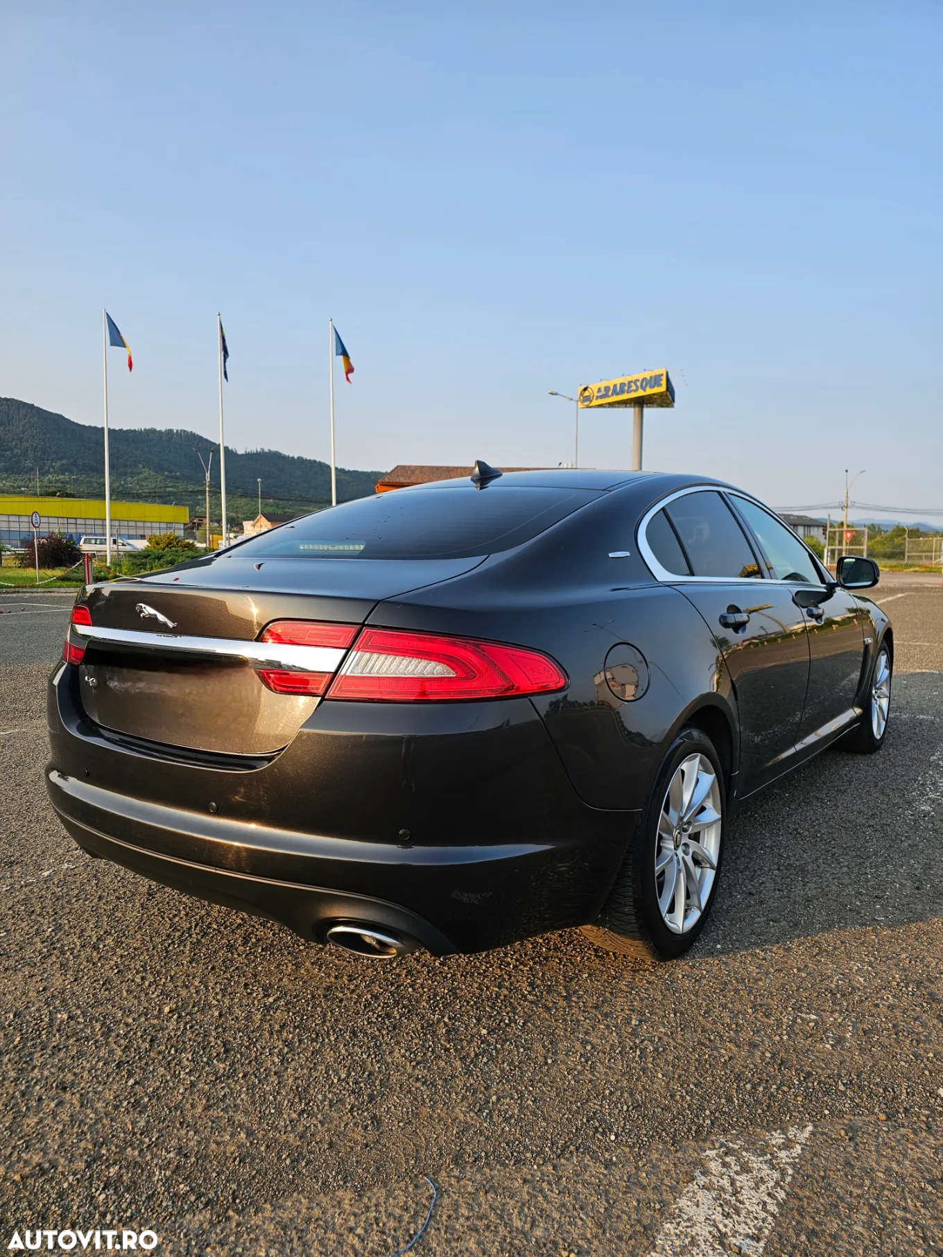 Jaguar XF 2.2 Diesel Sportbrake - 7