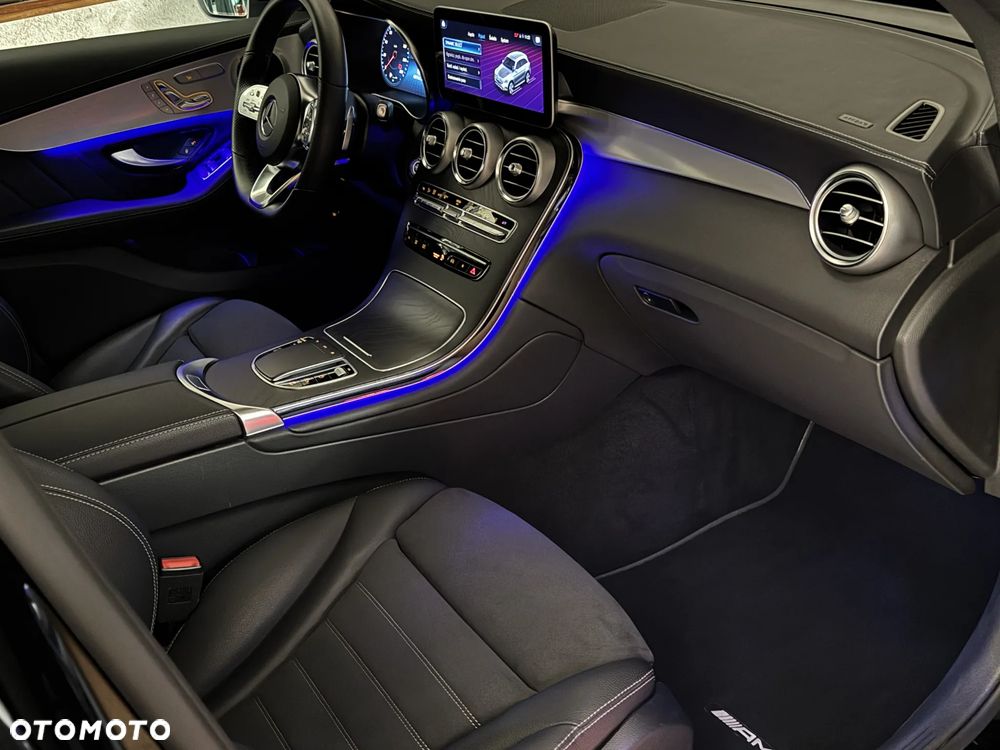 Mercedes-Benz GLC 300 de 4Matic 9G-TRONIC AMG Line - 23