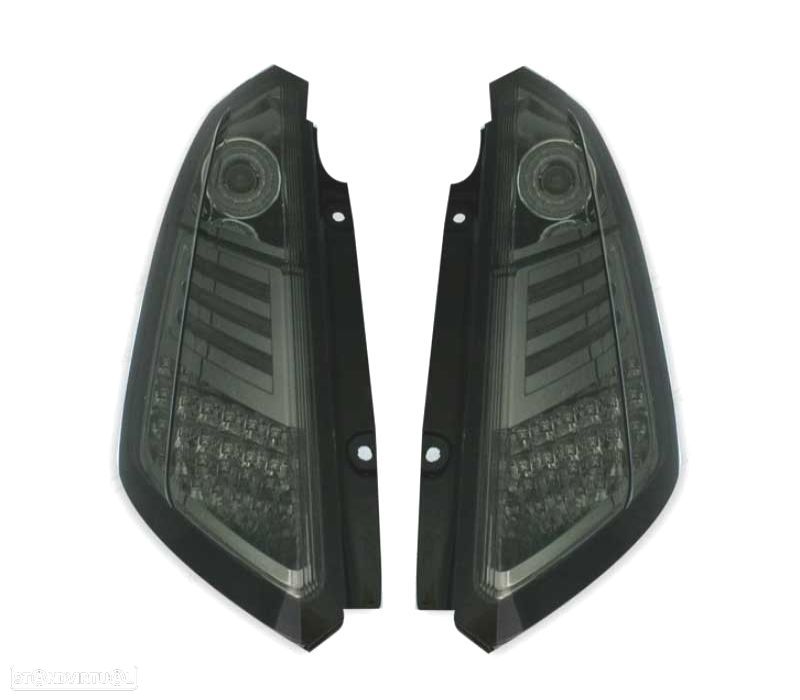 FAROLINS TRASEIROS FIAT GRANDE PUNTO 05-09 LED ESCURECIDOS - 1