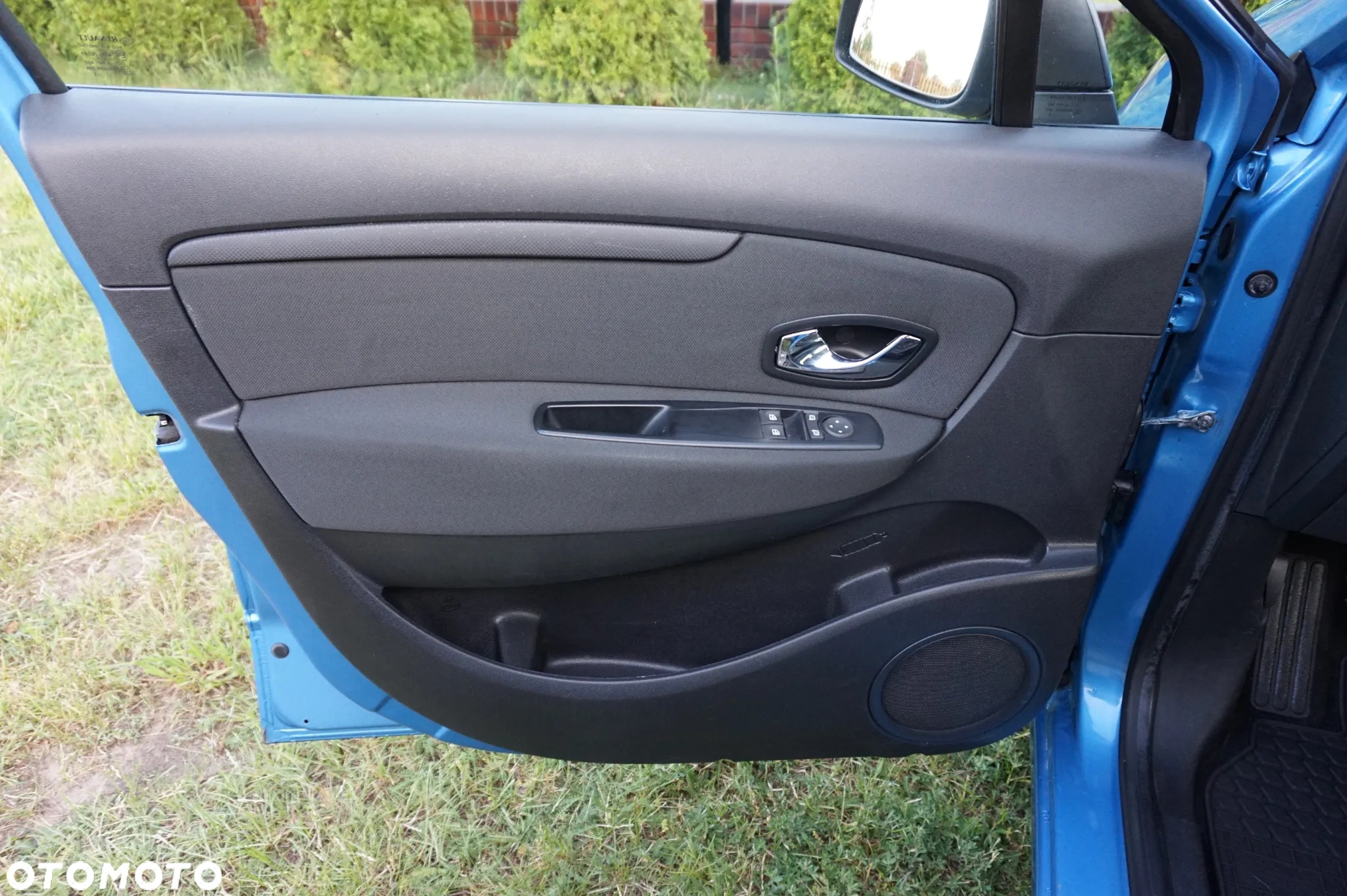 Renault Scenic 1.6 16V 110 TomTom Edition - 26