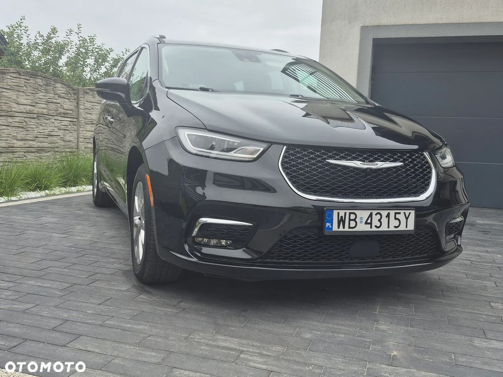 Chrysler Pacifica - 28
