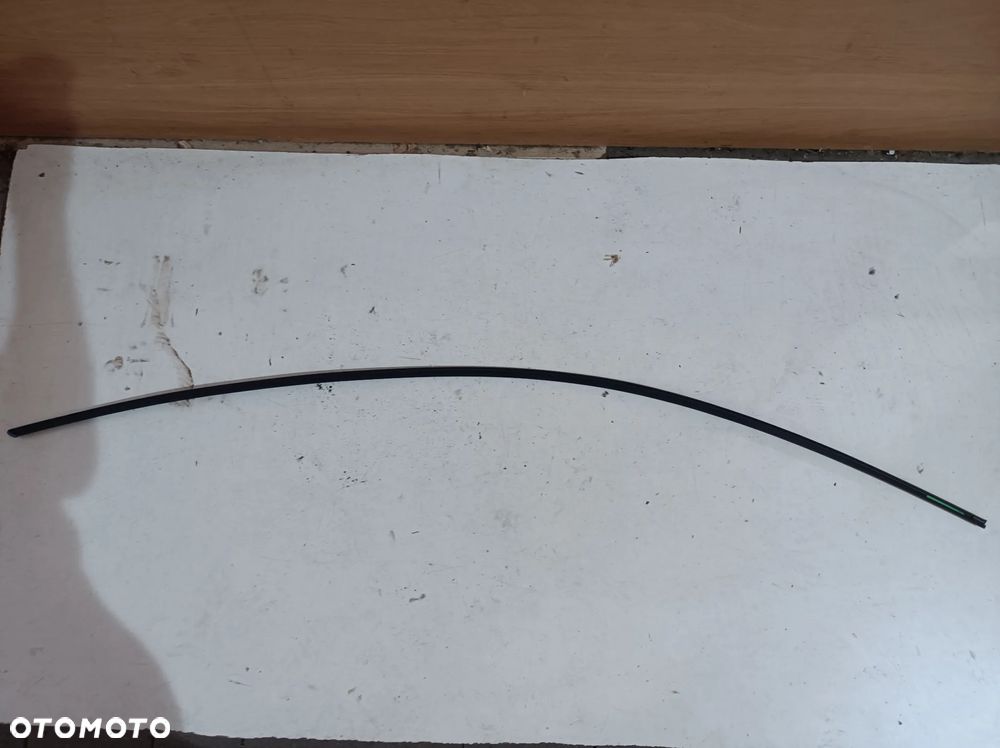 LISTWA GÓRNA DRZWI LEWY PRZÓD VW PASSAT B9 3J0837643A041 - 2