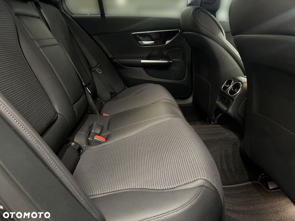 Mercedes-Benz Klasa C - 14