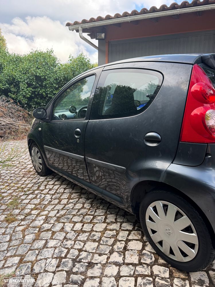 Peugeot 107 1.0 Trendy - 3