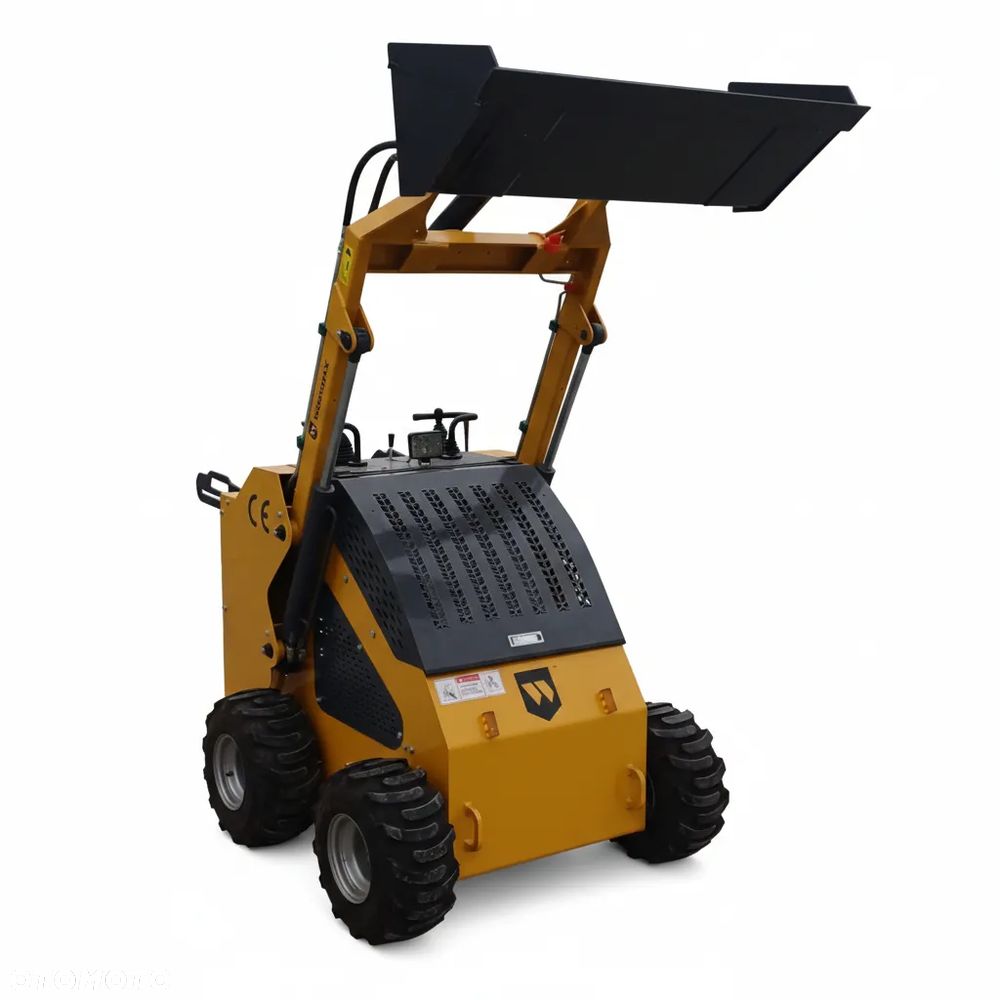 Miniładowarka Kołowa Burtowa WORKMAX 460 SKID-STEER - 1
