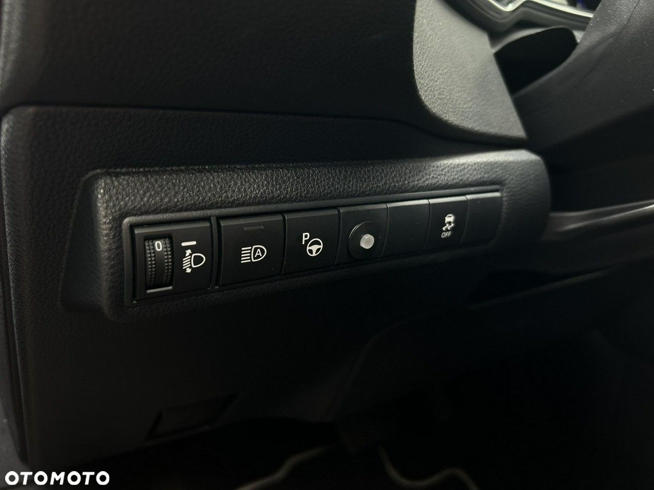 Toyota Corolla - 21