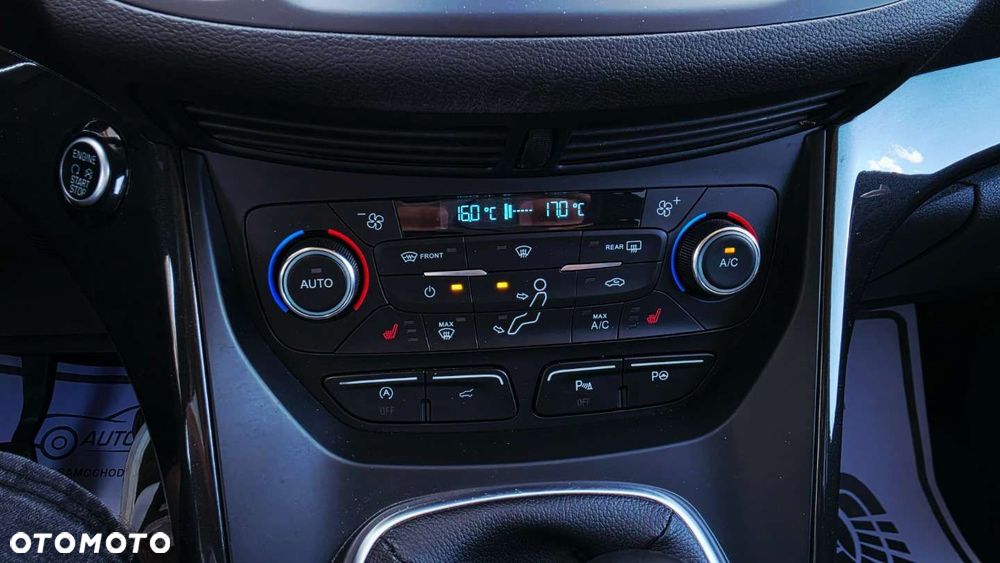 Ford Kuga 1.5 EcoBoost 2x4 Titanium - 19