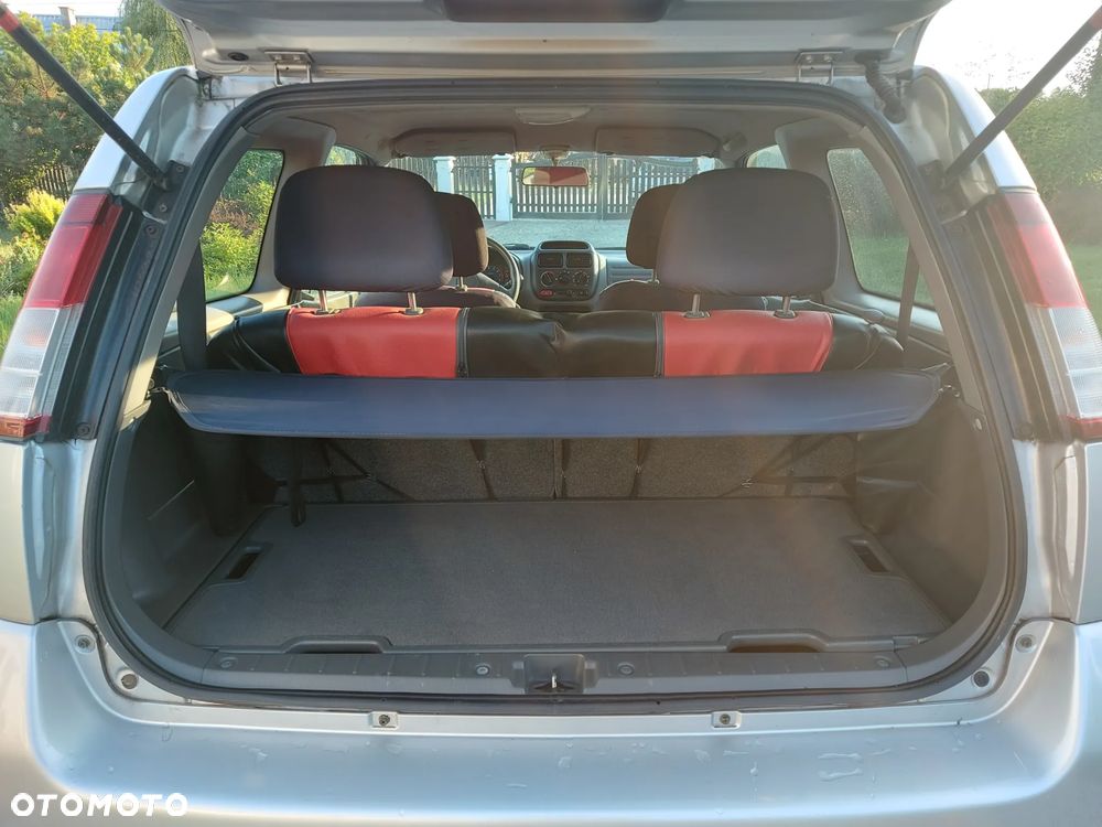 Suzuki Ignis - 11