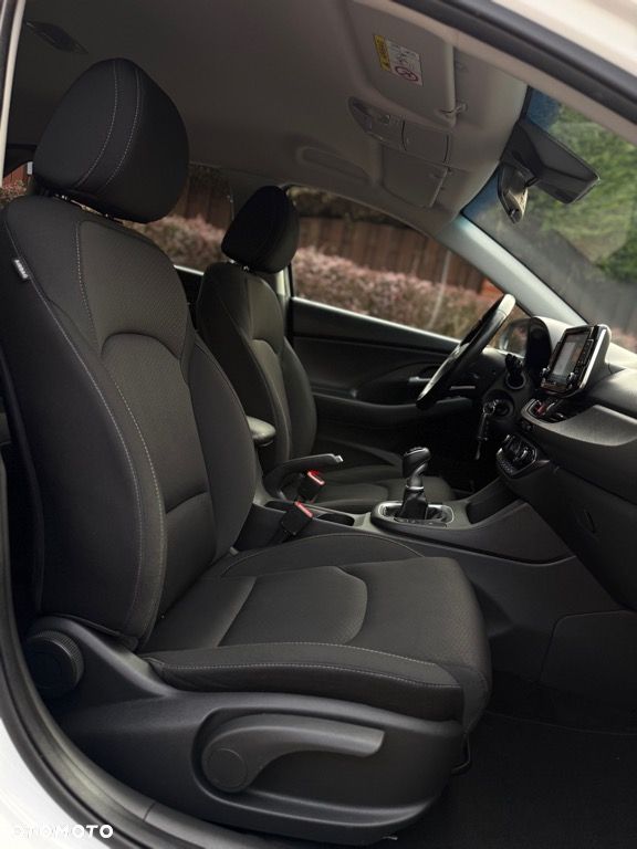 Hyundai i30 1.4 Premium - 34