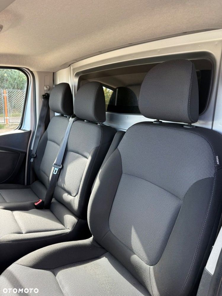 Renault Trafic - 26