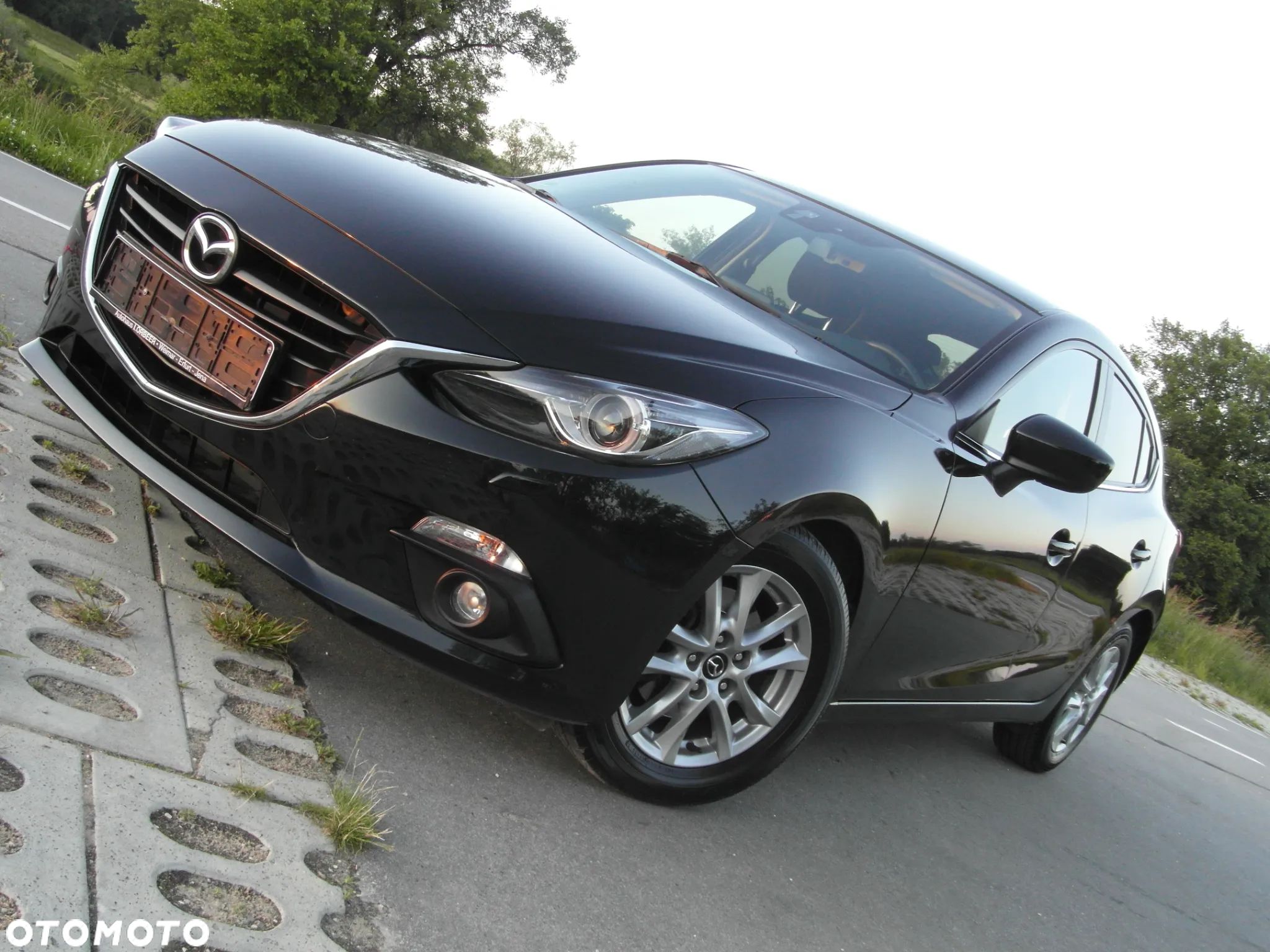 Mazda 3 SKYACTIV-G 120 Exclusive-Line - 1
