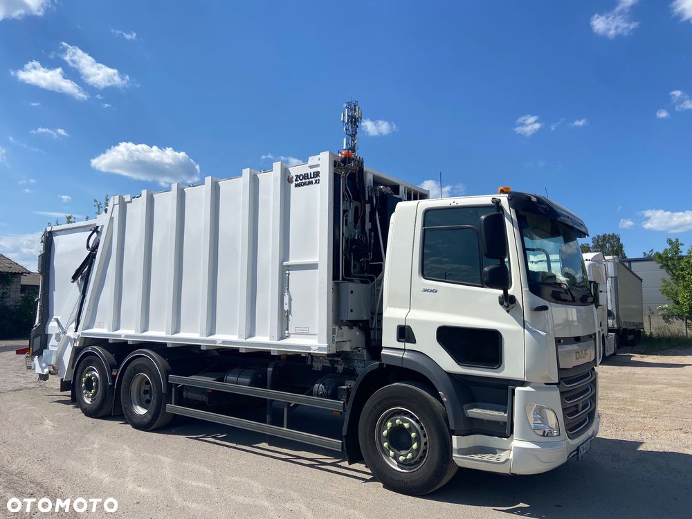 DAF CF 300 - 1