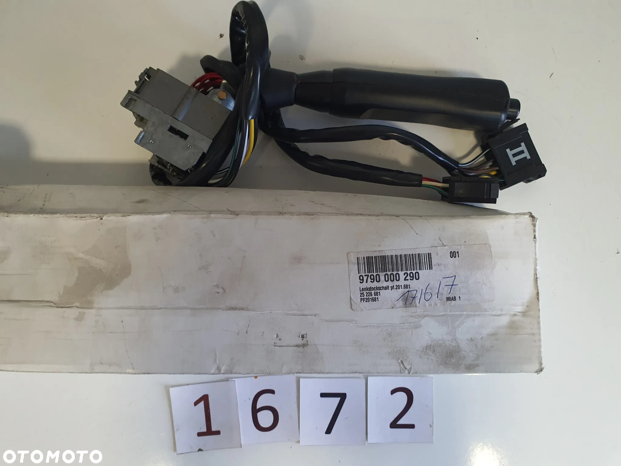 Manetka świateł kierunkowskazów wycieraczek 24V Mercedes LK/LN2 6735400445 - 5