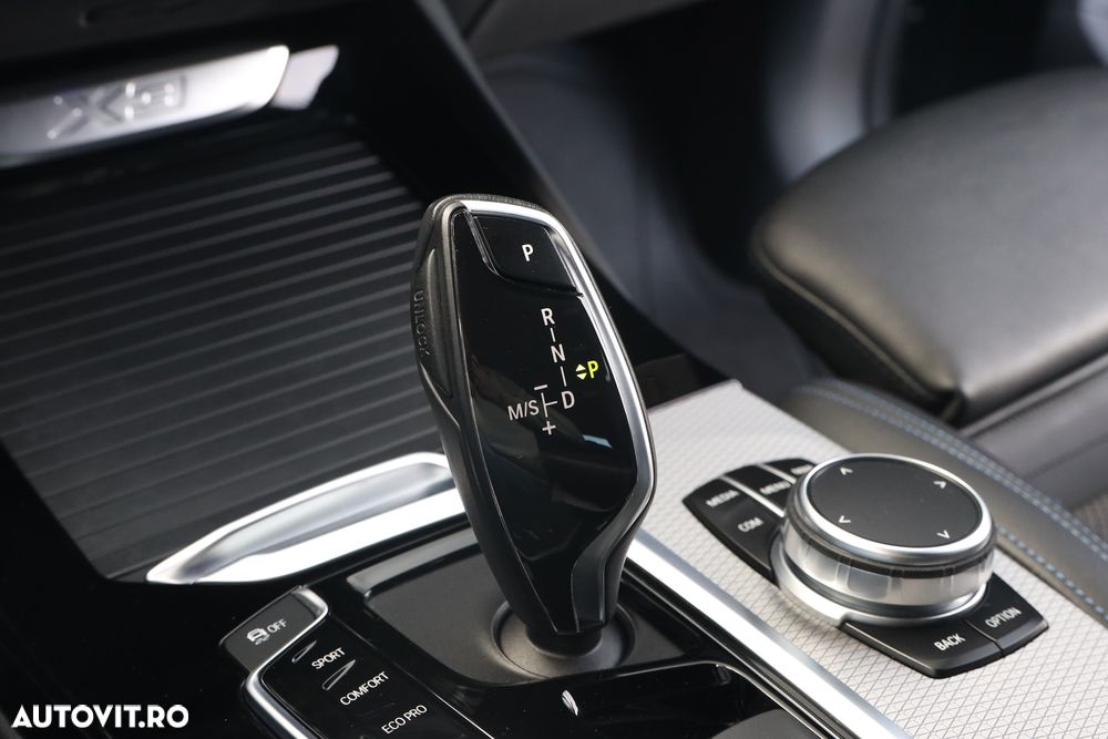 BMW X3 xDrive20i AT M Sport - 26