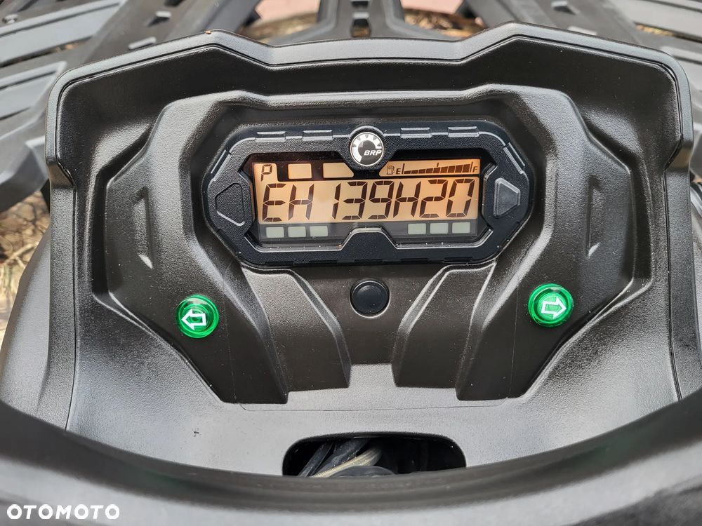Can-Am Outlander Max - 7
