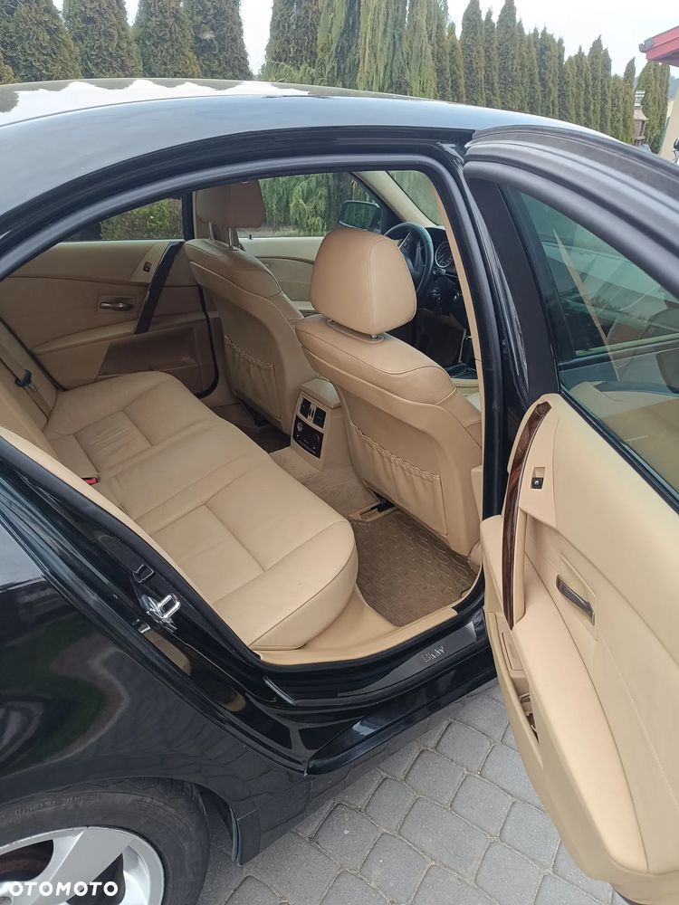 BMW Seria 5 520d Special Edition - 6