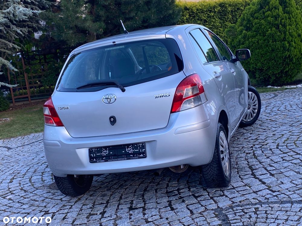 Toyota Yaris 1.33 Sol - 9
